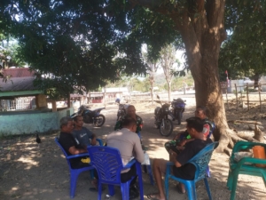 Keamanan Wilayah Terjaga, Babinsa dan Kapospol Laksanakan Monitoring di Desa Kotabaru