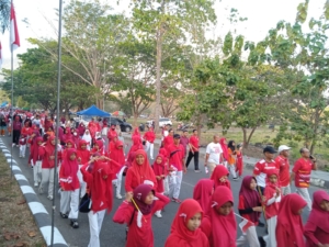 Semarak Car Free Day, Kasdim 1628/Sumbawa Barat Hadiri Gerakan 10 Juta Bendera Merah Putih 2025