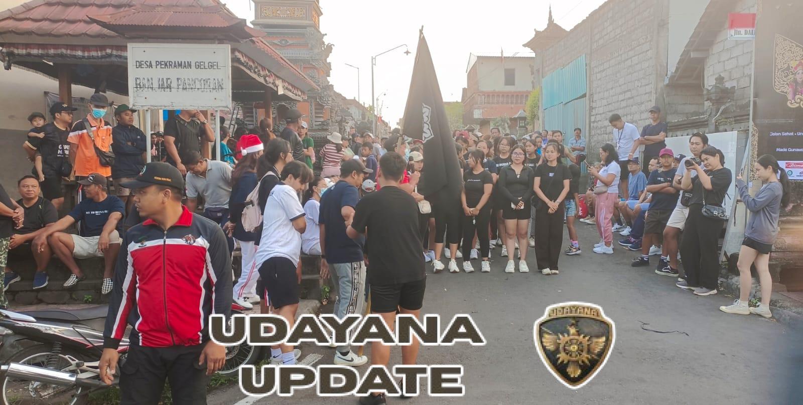 Tunjukkan Pelayanan Terbaik Di Wilayah Binaan, Babinsa Gelgel Turun Langsung Pastikan Keamanan Jalan santai