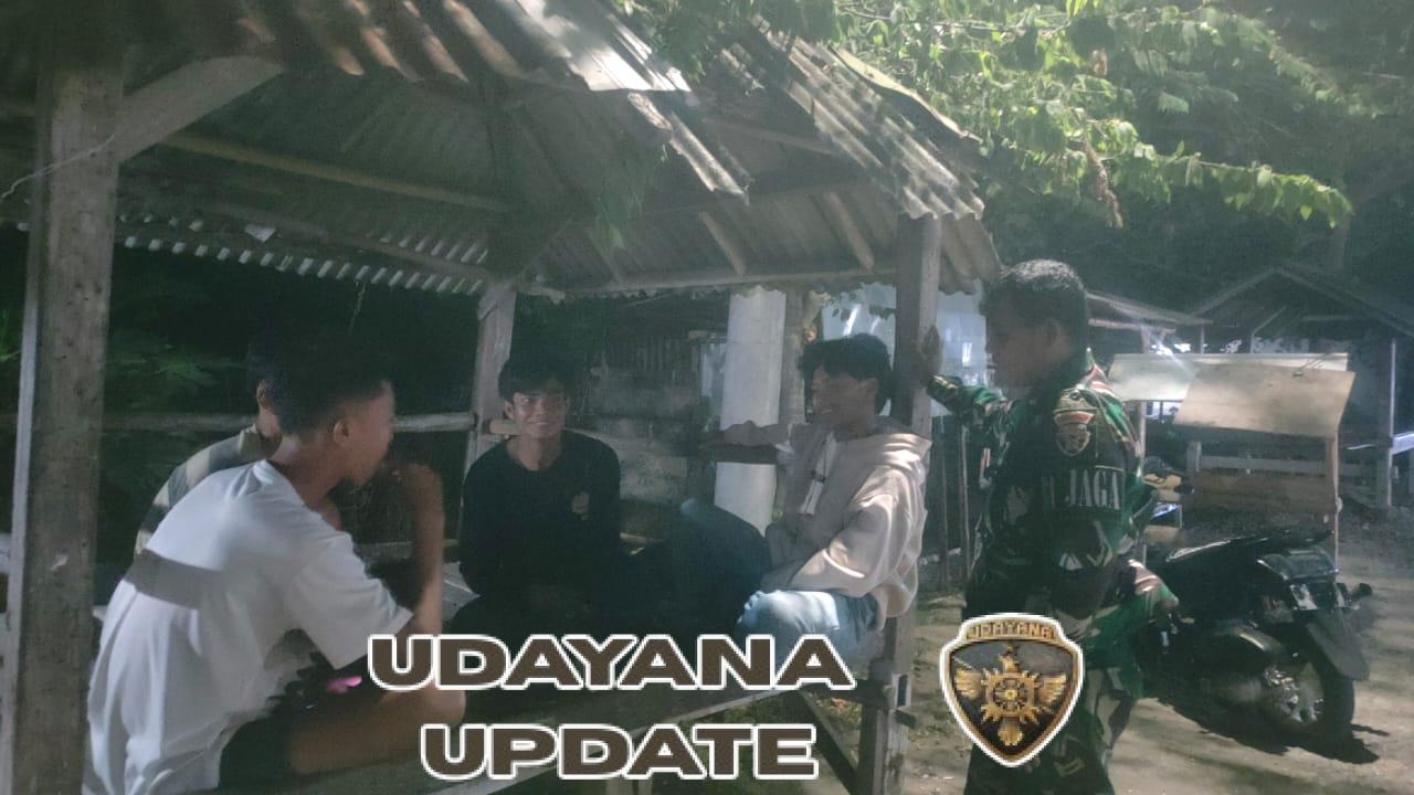 Babinsa Koramil 1628-04/Poto Tano Aktif Jaga Keamanan Lewat Patroli Malam