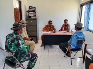 Babinsa Koramil 1601-04 Fasilitasi Penyelesaian Konflik Pertanahan