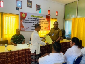 Lurah Nunleu Resmikan Pengurus Baru LPM Didukung Babinsa