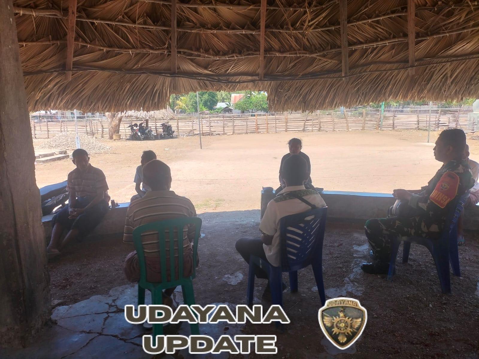 Babinsa Koramil 1618-06/Bian Aktif Monitoring dan Komsos di Wilayah Binaan Desa Maukabatan