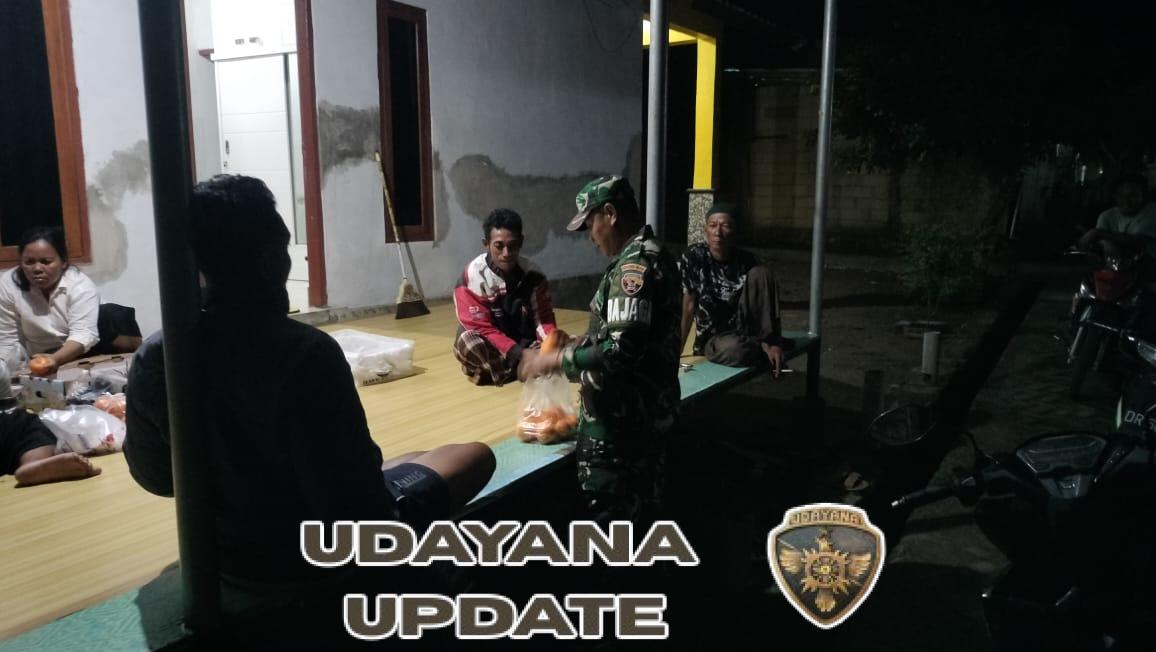 Babinsa Sekongkang Intensifkan Patroli Malam untuk Antisipasi Gangguan Kamtibmas