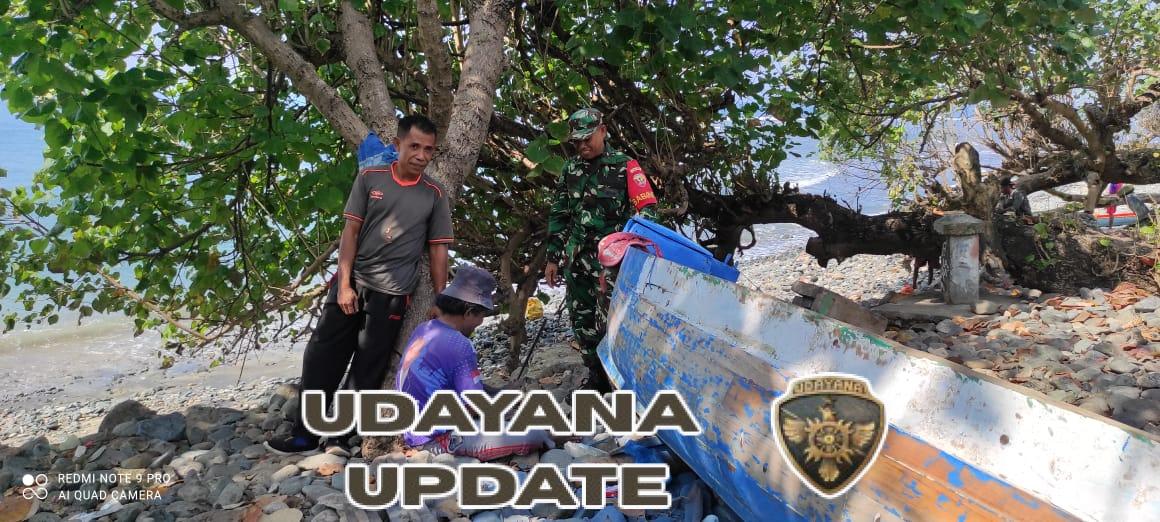 Babinsa Desa Maubasa Aktif Mendengar Aspirasi Warga Pesisir dalam Kegiatan Komsos