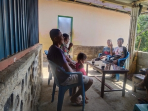 Pemantauan Wilayah Binaan, Babinsa Koramil 03/Detusoko Pastikan Keamanan Desa Lisekuru