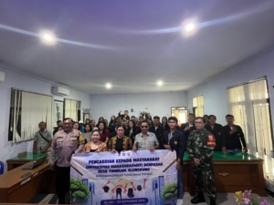 Babinsa Koramil Banjarangkan Hadiri Pelepasan KKN