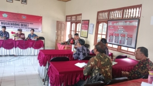 Babinsa 1623-01/Karangasem siap kawal rencana pembangunan Desa Seraya Timur.