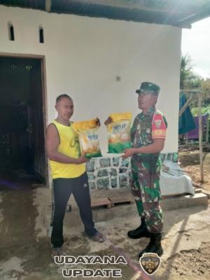 Babinsa Koramil 1627-01/Ba’a Gelar Penjualan Beras SPHP di Mokdale