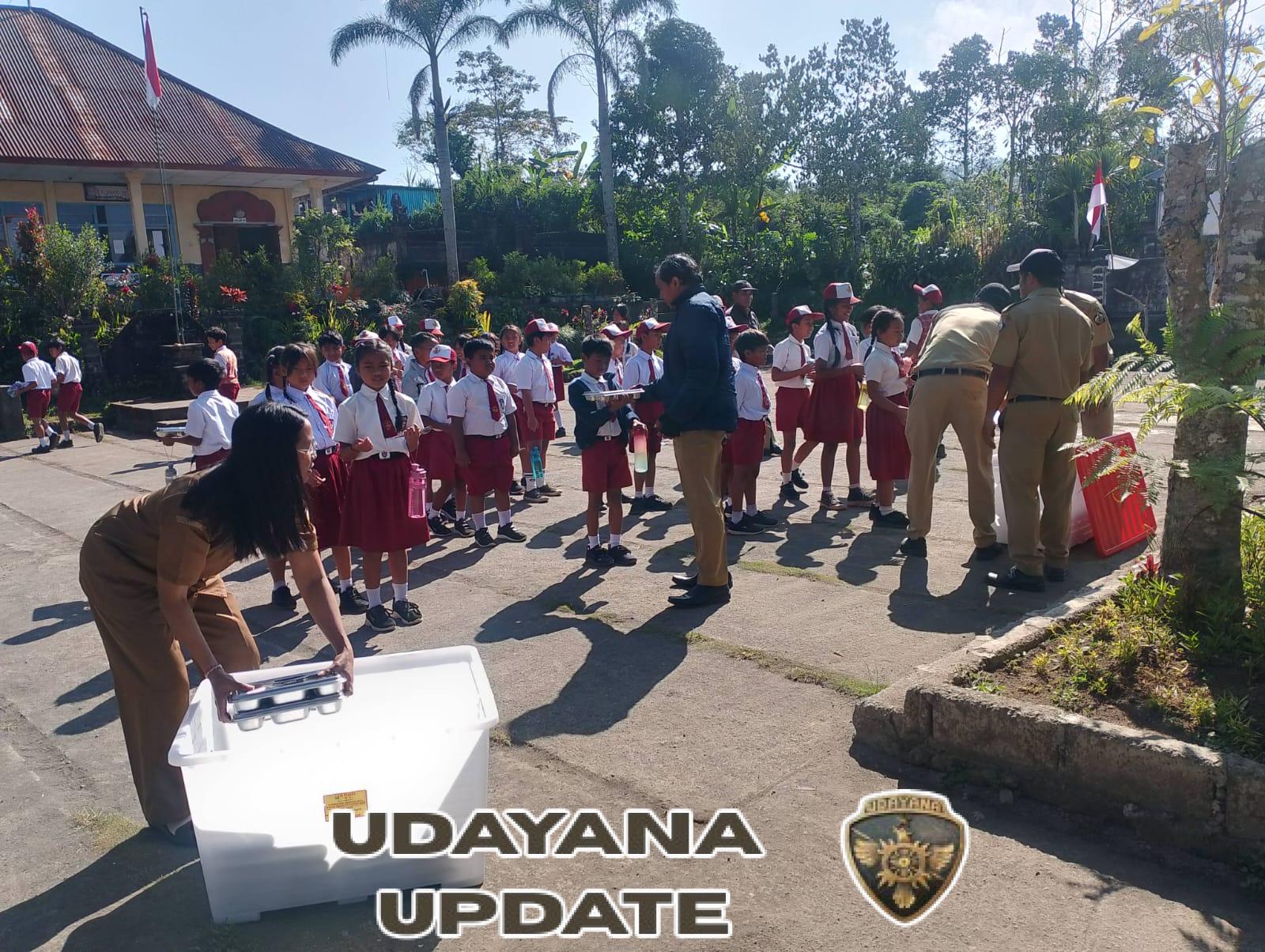 Babinsa Koramil 04/Kintamani Bersinergi Dukung Program Pemerintah Makan Bergizi Gratis di SDN 2 Terunyan