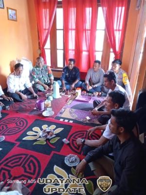 ‎Babinsa dan Warga Senawang Gagas Pelestarian Budaya Lewat Musyawarah Bersama