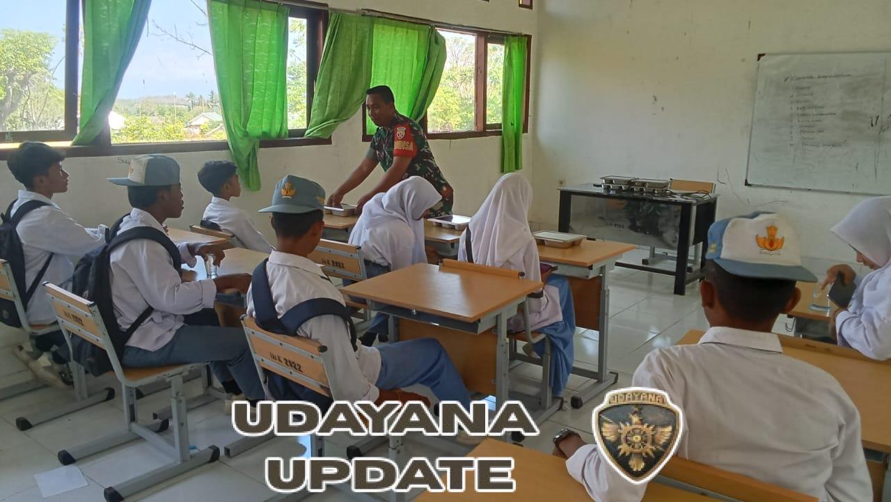 Dukung Program Pemerintah, Babinsa Dampingi Kegiatan Makan Siang Sehat