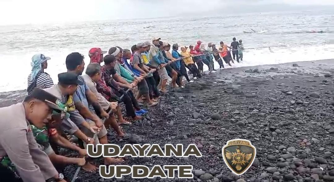 Babinsa Kampung Kusamba Pantau Musibah Sampan Karam Di Wilbin