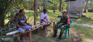 Babinsa Kodim 1602/Ende Sambangi Warga Desa Maubasa, Dorong Kamtibmas Kondusif