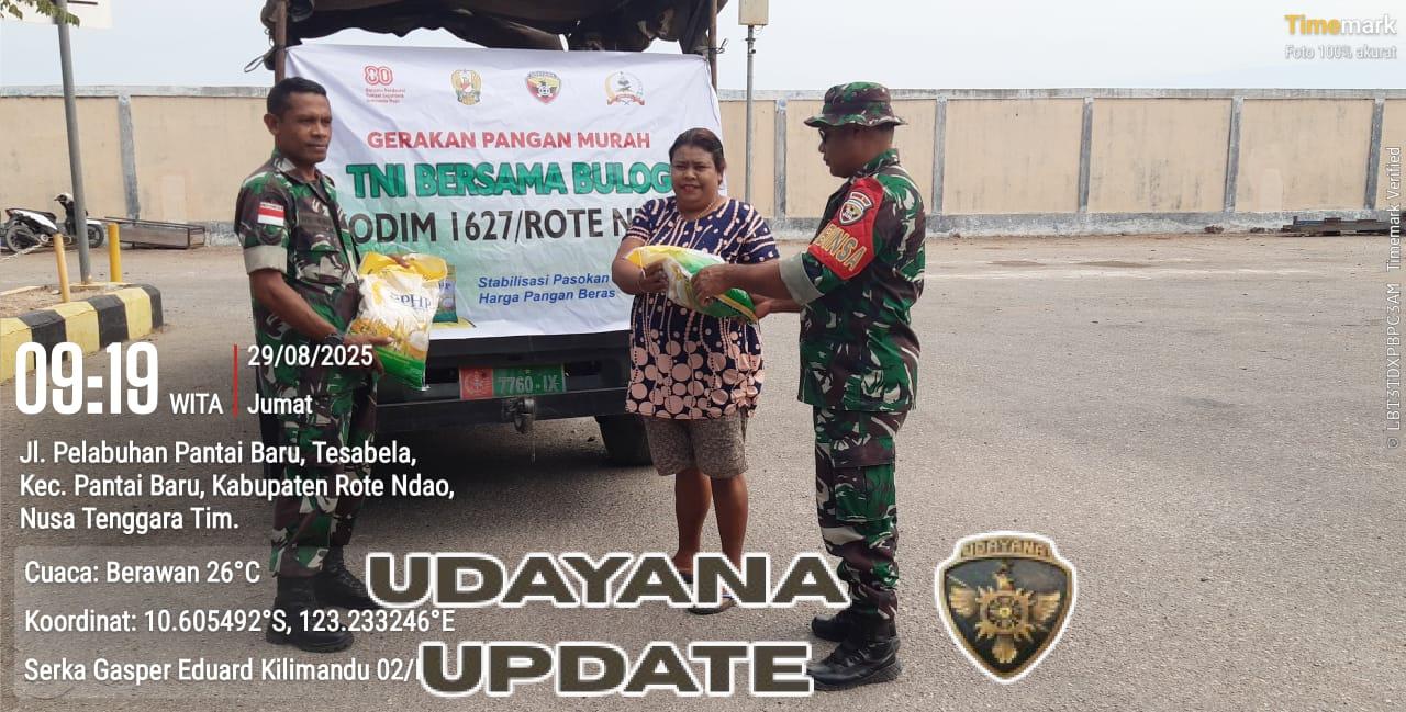 Babinsa Koramil 1627-02/Pantai Baru Gelar Penjualan Beras SPHP GPM di Sejumlah Desa