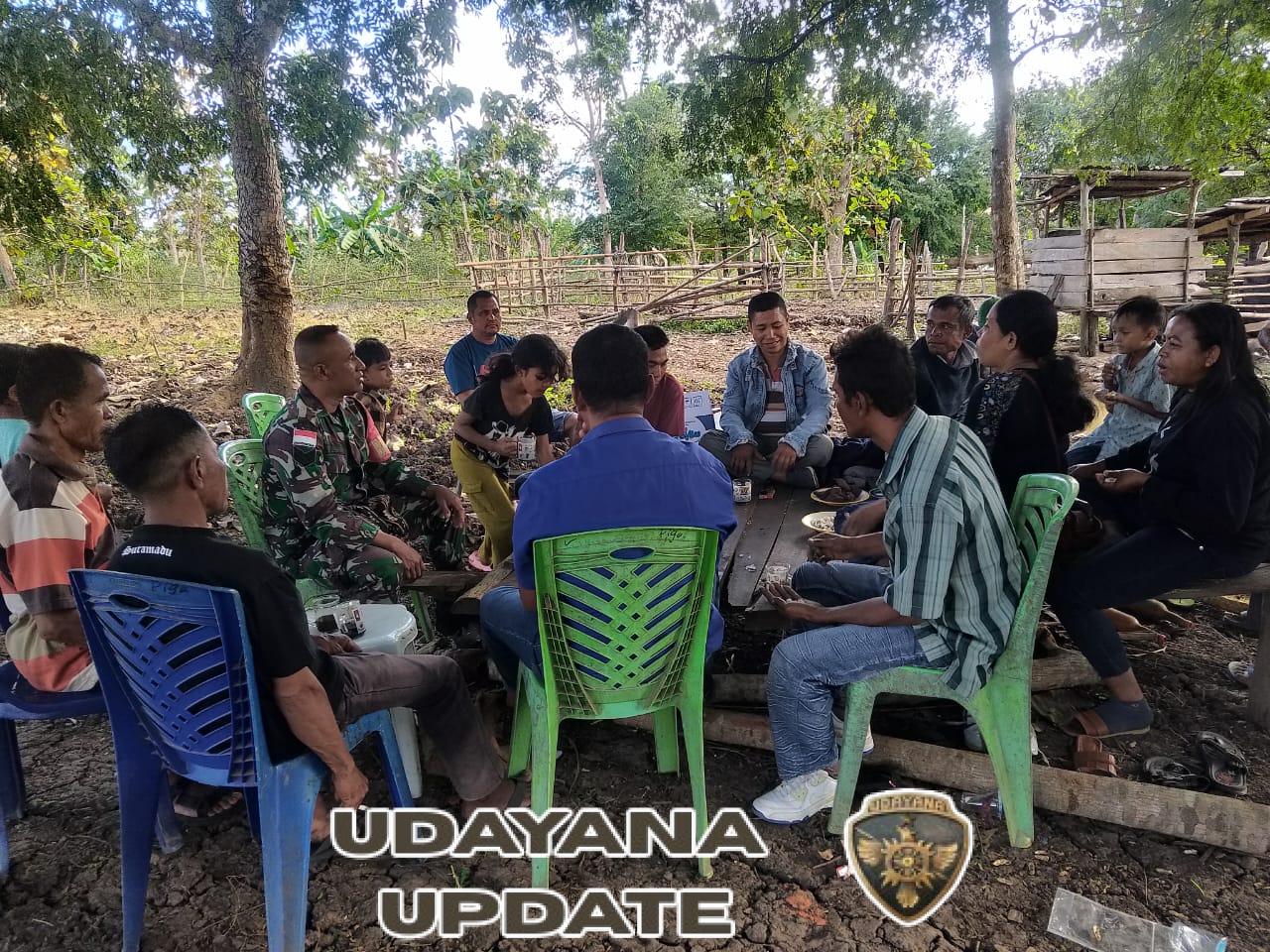 Ciptakan Suasana Kondusif, Babinsa Koramil 1618-04/Bisel Sambangi Rumah Warga