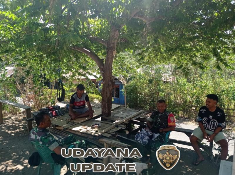 Babinsa Laksanakan Monitoring Wilayah dan Edukasi Warga Soal Kamtibmas