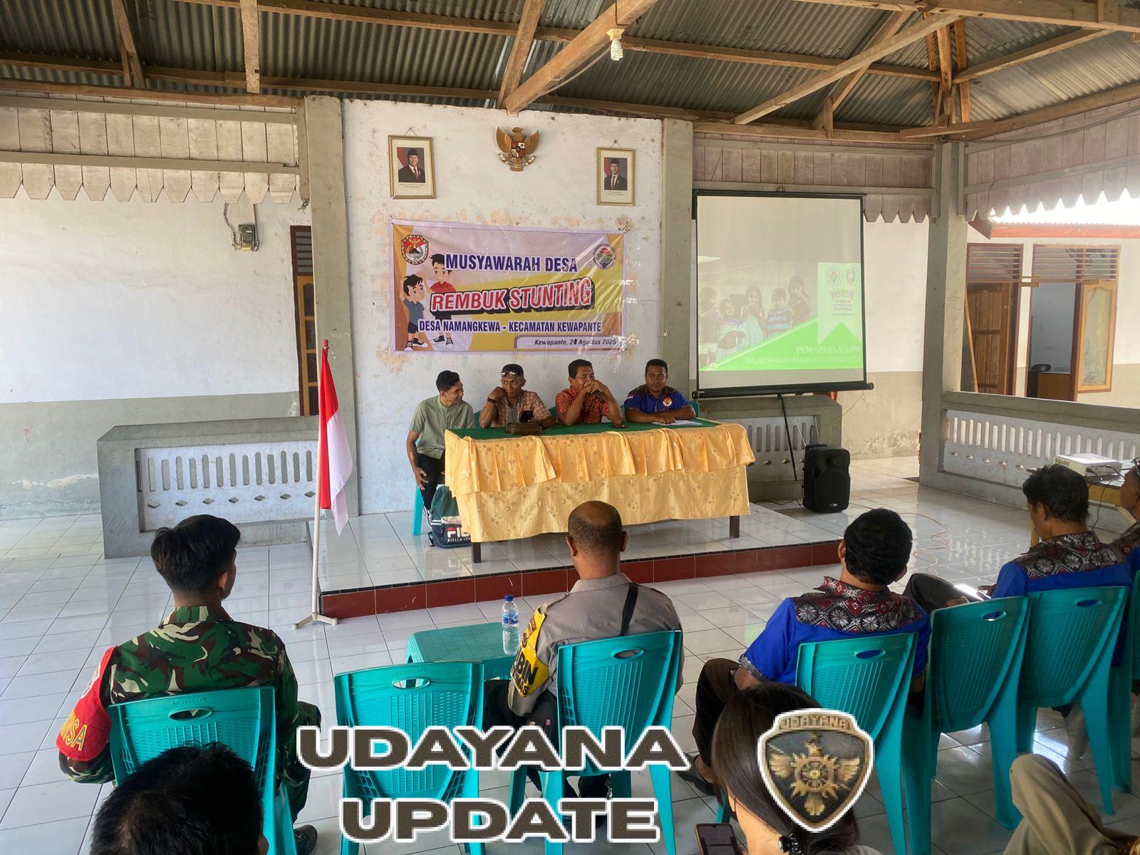 Babinsa Desa Namangkewa Komitmen Cegah Stunting dalam Musyawarah Rembuk Desa