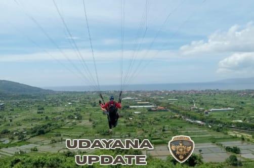 Dukung Perkembangan Olahraga, Letkol Sidik Pramono Hadiri Kompetisi Paralayang Porprov Bali