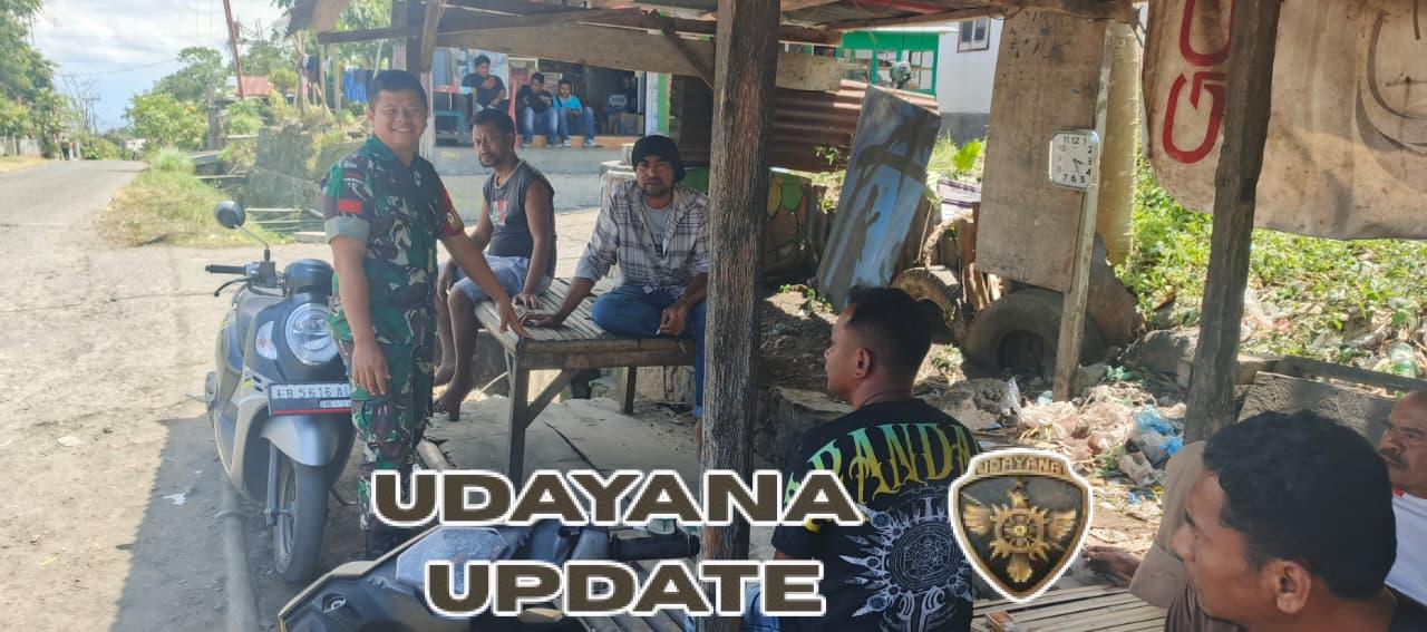 Babinsa Ende Jalin Kedekatan dengan Warga Lewat Komsos di Kelurahan Onekore