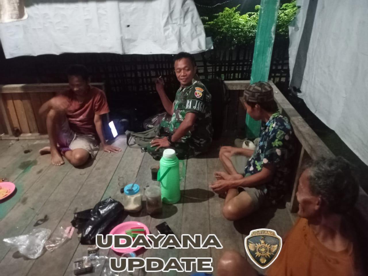 Babinsa Koramil Poto Tano Gelar Patroli Wilayah Jaga Kondusifitas