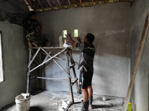 Rehab RTLH TMMD ke-125 Bantu Warga Kurang Mampu di Desa Batuan