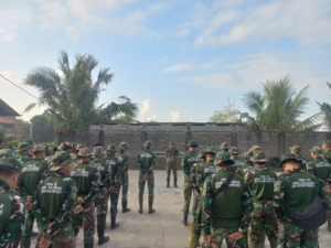 Semangat Gotong Royong TNI dan Warga Wujudkan Akses Pertanian yang Lebih Baik