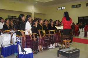 Bupati Nagekeo Mempererat Kebersamaan Antar Lembaga dengan Toast Kenegaraan.