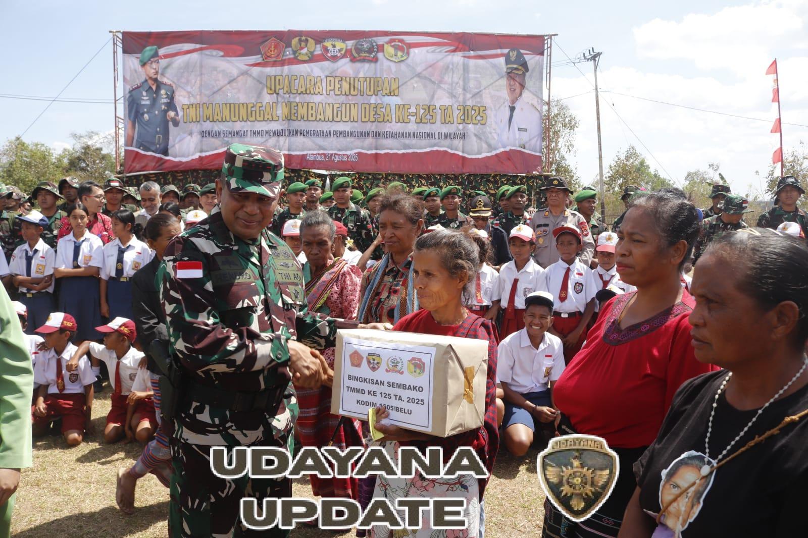 Pembagian 100 Paket Sembako Warnai Penutupan TMMD 125 Kodim Belu