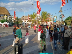 Kebersamaan Babinsa Dan Masyarakat LLBK Semarakkan HUT RI