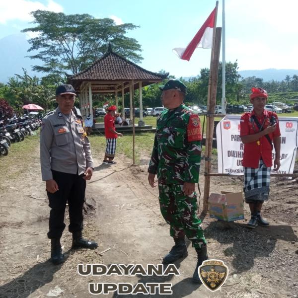 Berikan rasa aman dan nyaman, Babinsa 1623-06/Selat amankan upacara keagamaan.