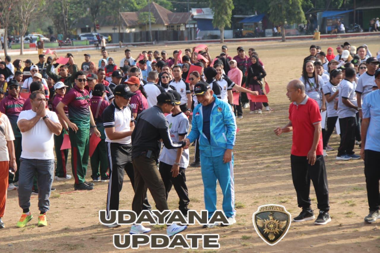 Jalan Sehat Bersama di Atambua, Satgas Yonif 741/GN Turut Serta Dalam Semarak HUT MA, Kejaksaan RI, Kementrian Agama dan PN Atambua
