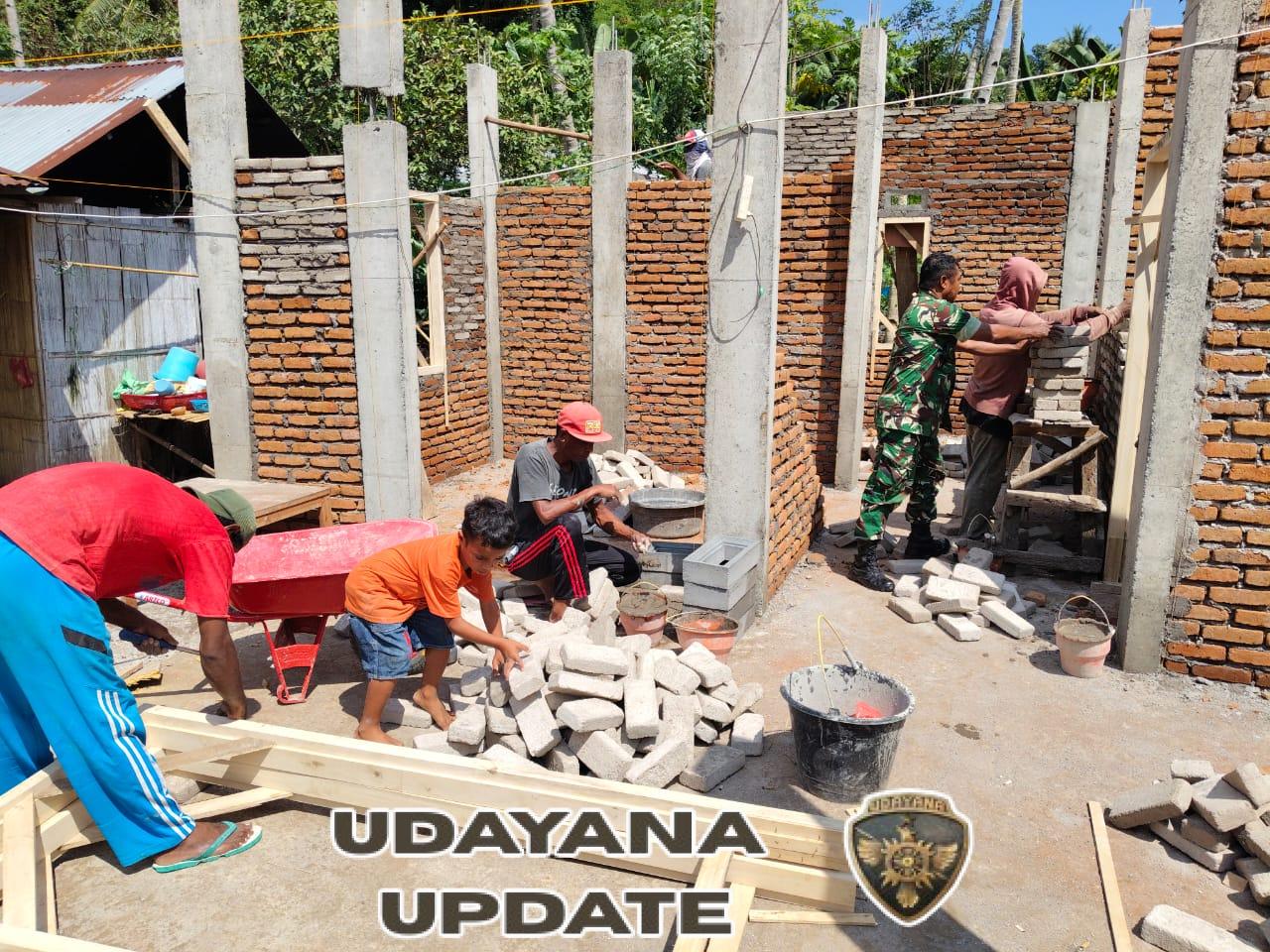 Babinsa Kodim 1602/Ende Perkuat Kamtibmas Lewat Karya Bakti di Desa Nemboramba