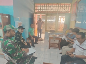 Sukseskan Program Gizi Nasional, Babinsa dan Bhabinkamtibmas Busungbiu Tinjau Dapur “Garuda Emas”