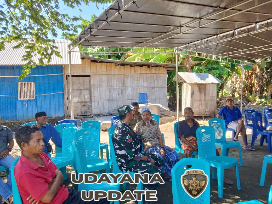 Ciptakan Kondisi Aman dan Tertib, Babinsa Maurole Gelar Komsos dan Pamwil di Aewora