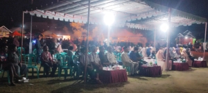 Sinergi TNI dan Warga, Babinsa Seteluk Tengah Jaga Ketertiban Pentas Seni