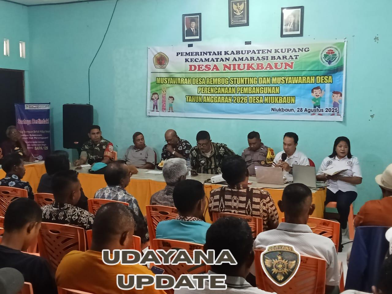 Babinsa Bersama Pemerintah Desa Niukbaun Bahas Pembangunan