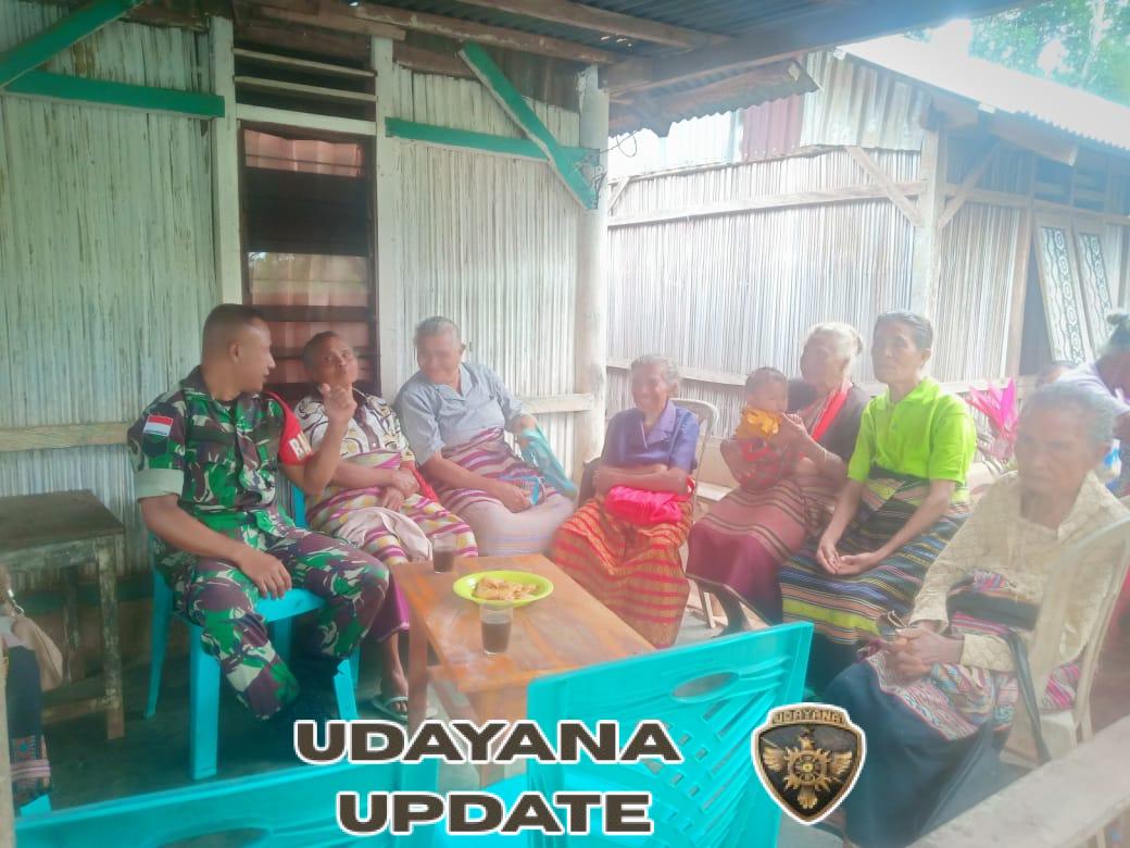 Jalin Kedekatan dengan Warga, Babinsa Koramil 1618-04/Bisel Laksanakan Komsos di Desa Teba Timur