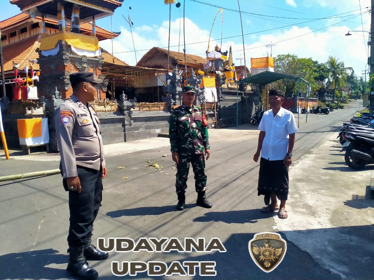 Ada Dan Bermanfaat, Babinsa Koramil Banjarangkan Monitoring Upacara Keagamaan