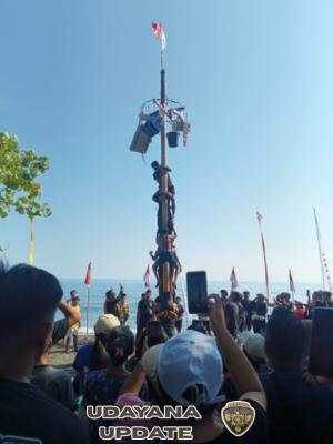 Semarak HUT RI ke-80 di Pantai Abhi Rama: Warga Antusias Ikuti Lomba dan Terima Hadiah