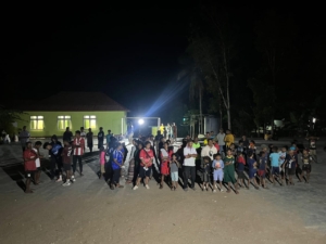 Babinsa Dan Aparat Desa Ponain Wujudkan Acara Kondusif