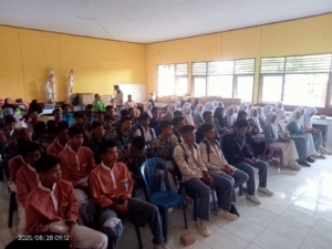 Kolaborasi Posramil Lambu dan Mahasiswa KKN  Sukseskan Seminar Anti Narkoba