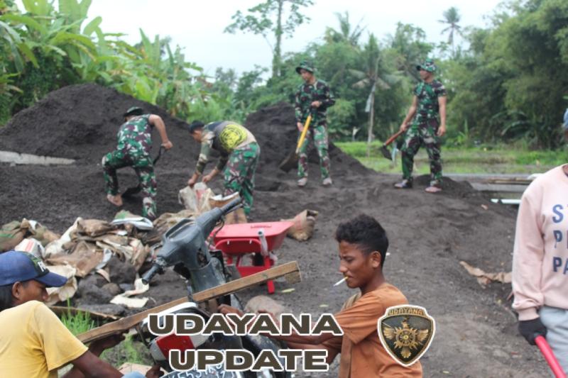 Perbekel Batuan Dampingi Satgas TMMD Bangun Infrastruktur Pertanian Strategis