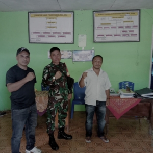 Tingkatkan Ketahanan Wilayah, Koramil 1602-02 Gelar Komsos dan Monitoring di Lio Timur