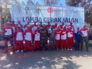 Pastikan Kelancaran Dan Keamanan Babinsa Kodim 1621/TTS Pantau Pelaksanaan Gerak Jalan 45 KM