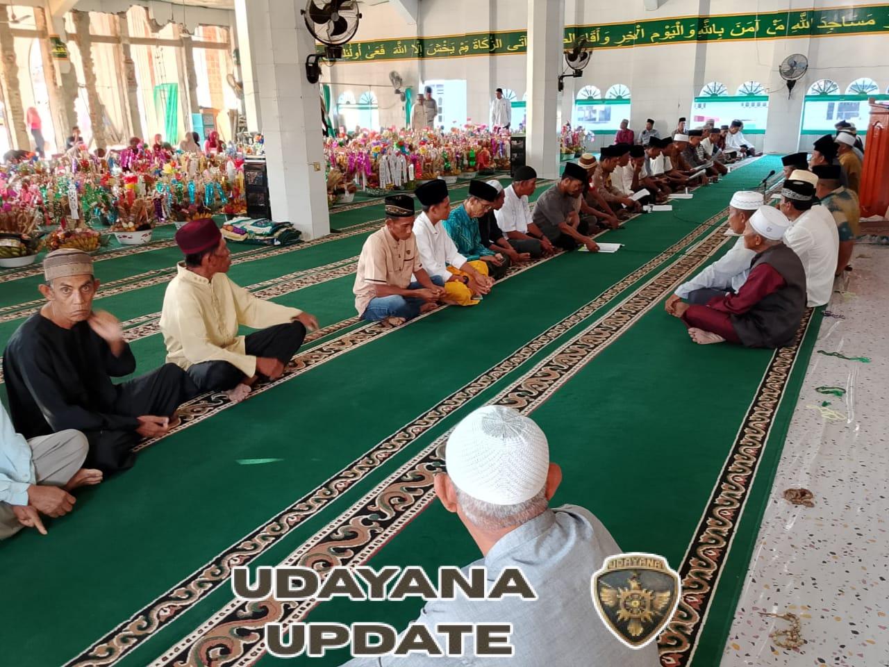 TNI Hadir di Tengah Umat, Babinsa Mapin Kebak Ikuti Peringatan Maulid Nabi Muhammad SAW