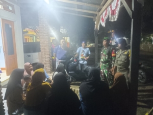 Patroli Siskamling Dipimpin Pelda Yusran, Pemuda Bolo Diimbau Jauhi Miras & Narkoba