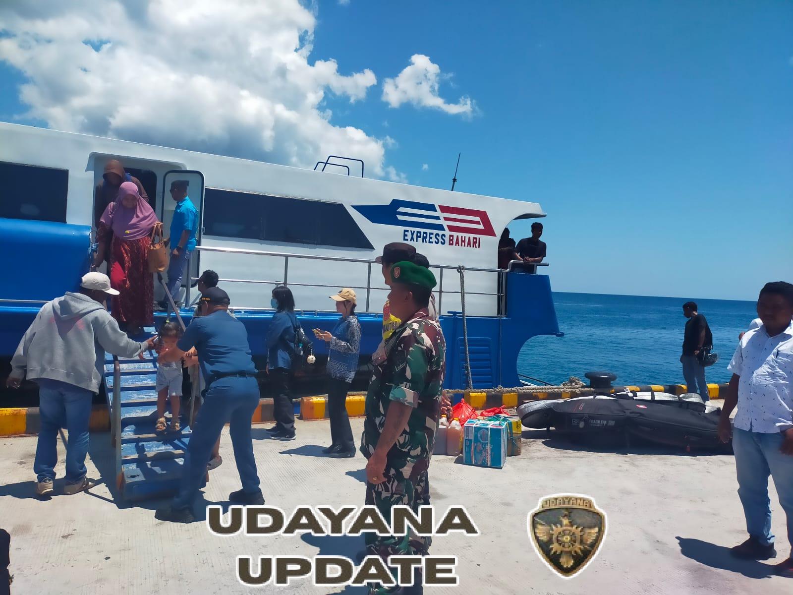 Kodim 1627/RN Turunkan Babinsa untuk Pemantauan Aktivitas Penumpang di Pelabuhan Ba’a