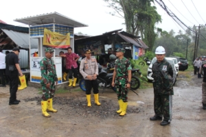 Dandim 1619/Tabanan Hadiri Penanaman Pohon Kelapa Serentak, Wujud Dukungan TNI pada Ketahanan Pangan