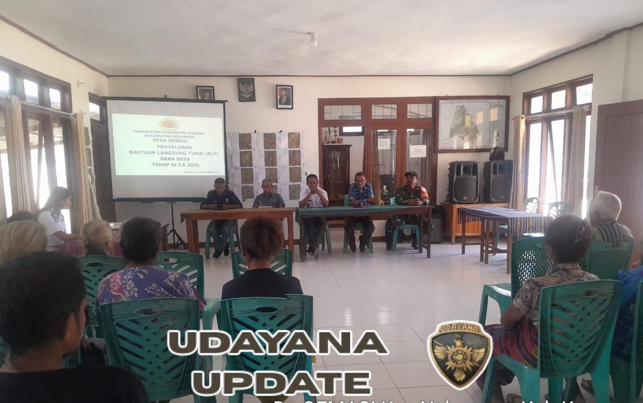 Penyaluran BLT Dana Desa Oemasi Dihadiri Babinsa Koramil